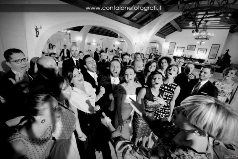 Nico Rinaldi Eventi - Balli e canti durante il ricevimento