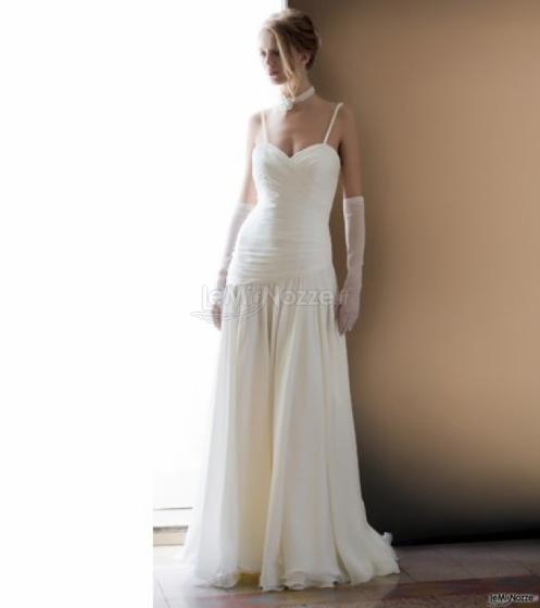 Abito da sposa stile sottoveste con gonna morbida in georgette