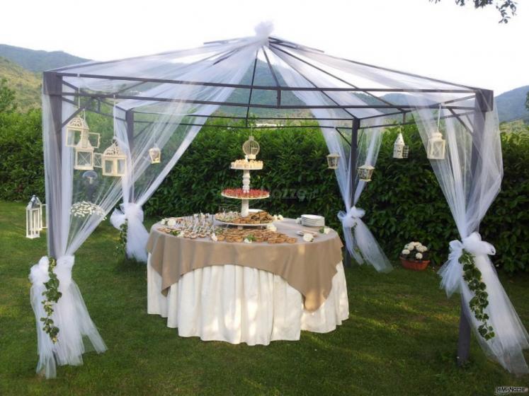 Gazebo in ferro battuto per il matrimonio