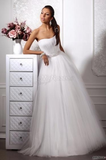 Iris Abiti da Sposa - Abiti da sposa personalizzati