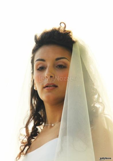 Fotografia della sposa pronta per il matrimonio