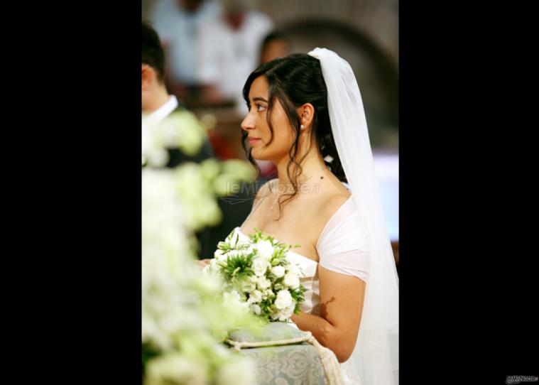 Sposa con bouquet
