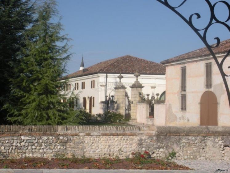 Esterno di Villa Dirce