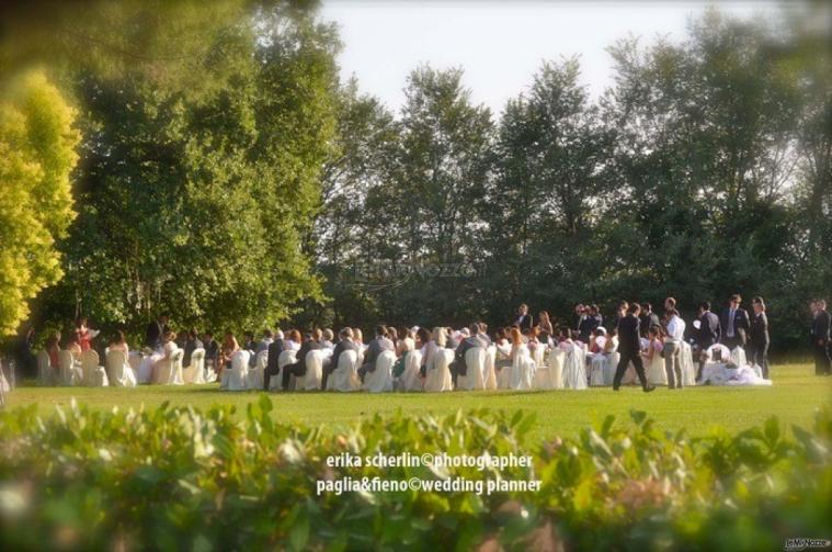 Cerimonia di matrimonio in giardino