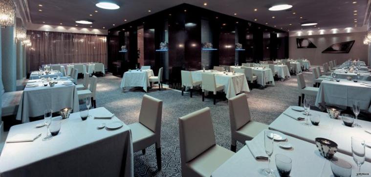 La sala del ristorante "Marea"