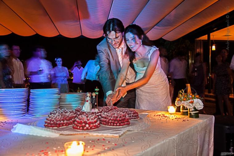 Taglio della torta in giardino - Albergo Ristorante Belvedere