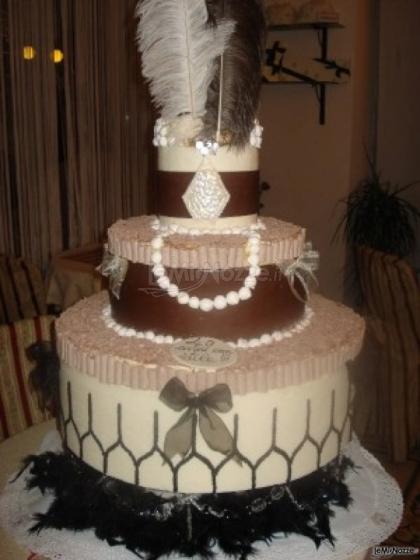 Torta multipiano per il matrimonio