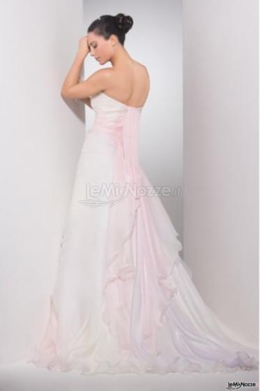 Abito da sposa con coda sinuosa - Modello Ametista