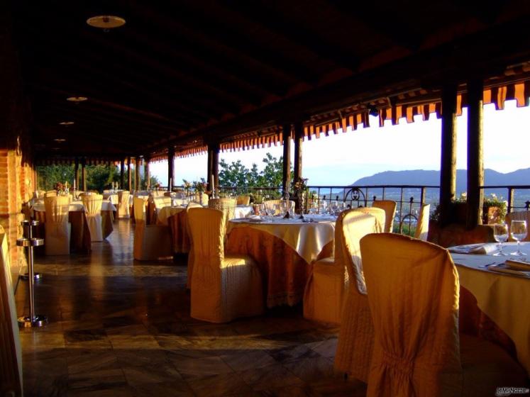 New Antica Rocca Donwivar - Allestimento in terrazza al tramonto