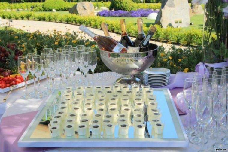 Buffet all'aperto presso La Certosa dei Cavalieri di Acireale (Catania)