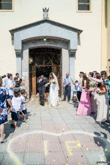 Simone Gavana Foto - L'uscita dalla chiesa