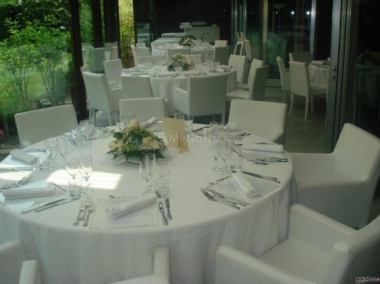 Addobbi floreali per la location di matrimonio