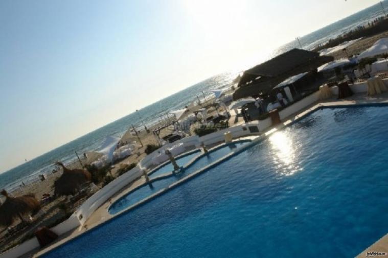 Ricevimento di matrimonio al mare