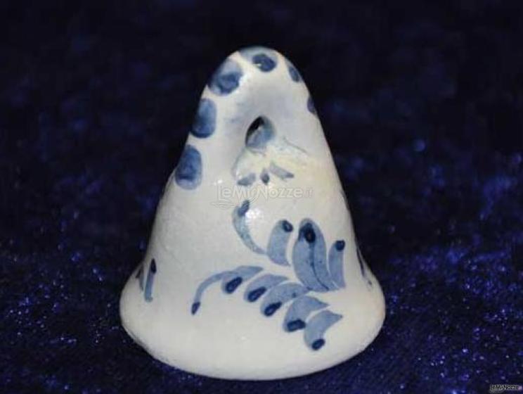 Bomboniera in ceramica a forma di campanella
